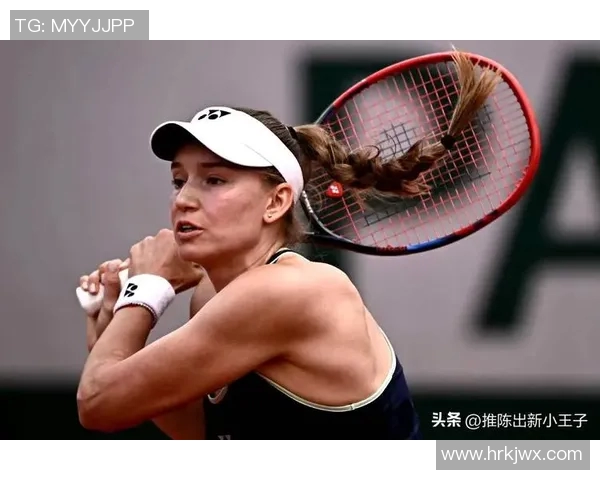 足球明星穿破鞋的真实瞬间展现运动员不屈精神与拼搏历程