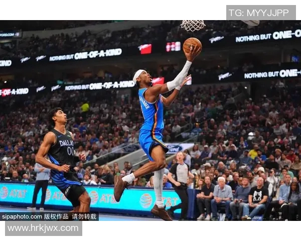 火焰般激情的篮球明星们在赛场上燃烧梦想与荣耀