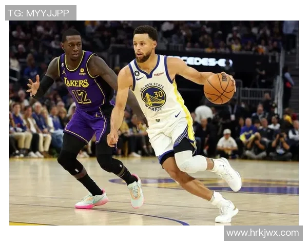 各队篮球明星的风采与成就解析以及他们对球队的影响力探讨